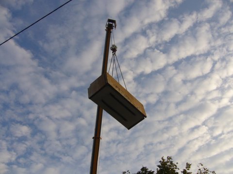 Schmid_Bau_3_Abnehmen_mit_Autokran Sägearbeiten Abbruch Autokran
