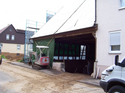 Schmid_Bau_Radladerarbeiten Erdarbeiten Kanalarbeiten Beton Mauerarbeiten Unterfangung Treppe