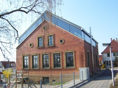 Schmid_Bau_Sanierung Sichtmauerwerk Beton Abbruch Aufzug Sichtbeton Kanalarbeiten