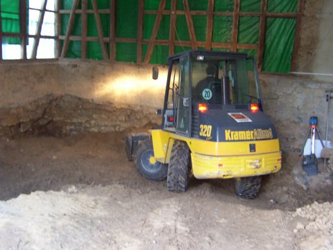 Schmid_Bau_Radladerarbeiten Erdarbeiten Kanalarbeiten Beton Mauerarbeiten Unterfangung Treppe