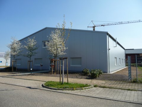Schmid Bau Schlüsselfertiger Hallenneubau Kanalarbeiten Erdarbeiten Mauerarbeiten Fundament Pflasterarbeiten
