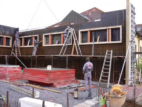 Schmid Bau Industriebau Feuerwehr Brackenheim DRK Schalarbeiten Beton Bewehrung